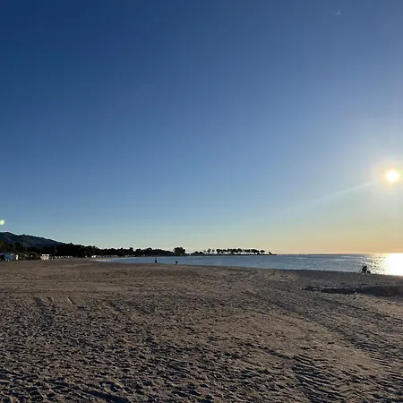 Precioso Bajo Con Jardin En Paraiso De Διαμέρισμα *