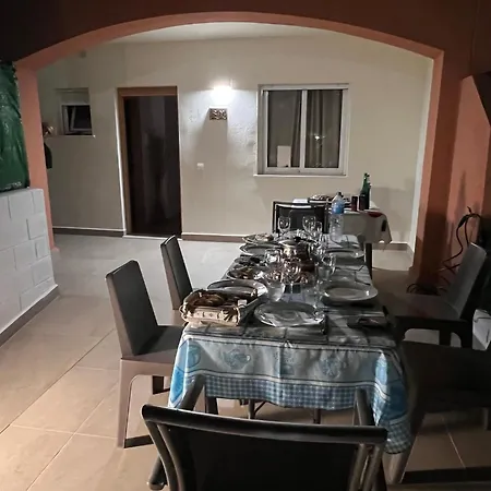 Appartement Precioso Bajo Con Jardin En Paraiso De *