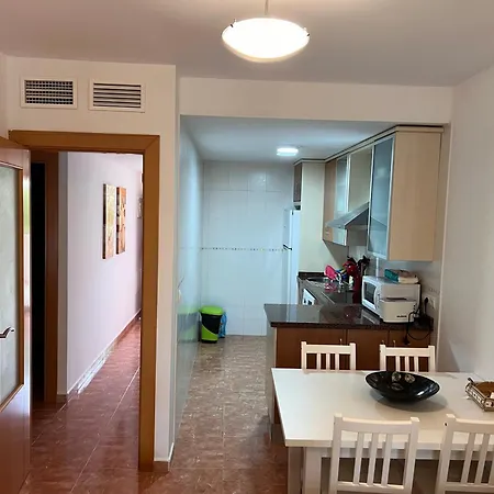 Precioso Bajo Con Jardin En Paraiso De Appartement